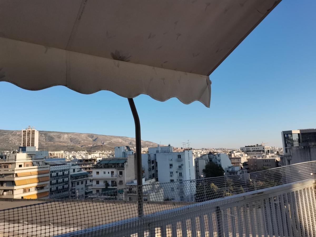 אתונה Penthouse Spacious W Super Wifi & Terrace, 2 Min From Metro מראה חיצוני תמונה